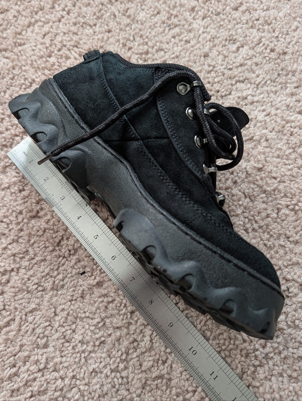 Nike Womens Triple Black Lahar Low Suede Leather Shoes Size Womens 8/Mens 6.5 - Picture 13 of 15